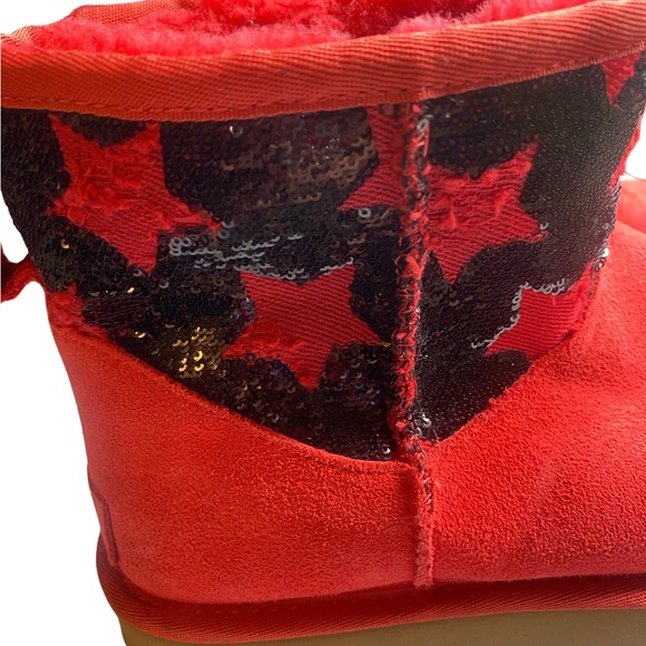 Women's UGG size 9 , Classic Mini Sequin Stars Boot. - Picture 9 of 14